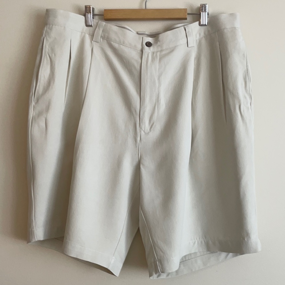 Tommy Bahama Shorts LIKE NEW